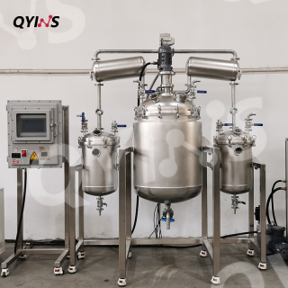 PLC控制雙冷凝高真空不銹鋼反應釜200L